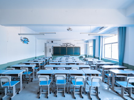 莲湖学生教室