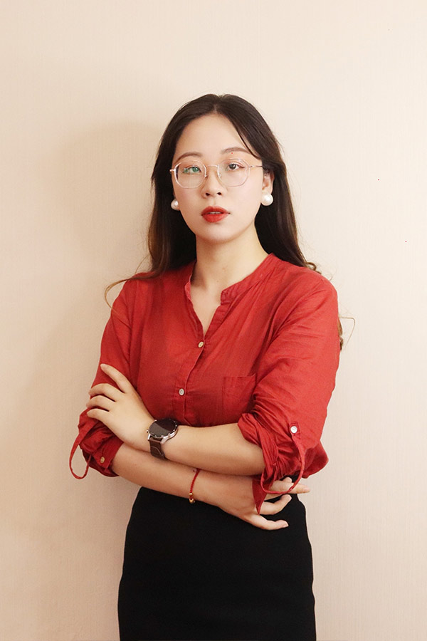 莲湖张治华 本科学历，毕业于陕西师范大学